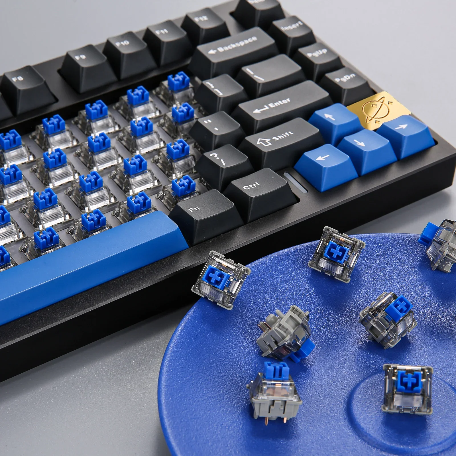 YUNZII Blue Grey Tactile Switch - Image 7